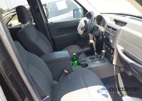 2012 Jeep Liberty Sport z USA, uszkodzony, nr VIN 1C4PJMAK0CW147021